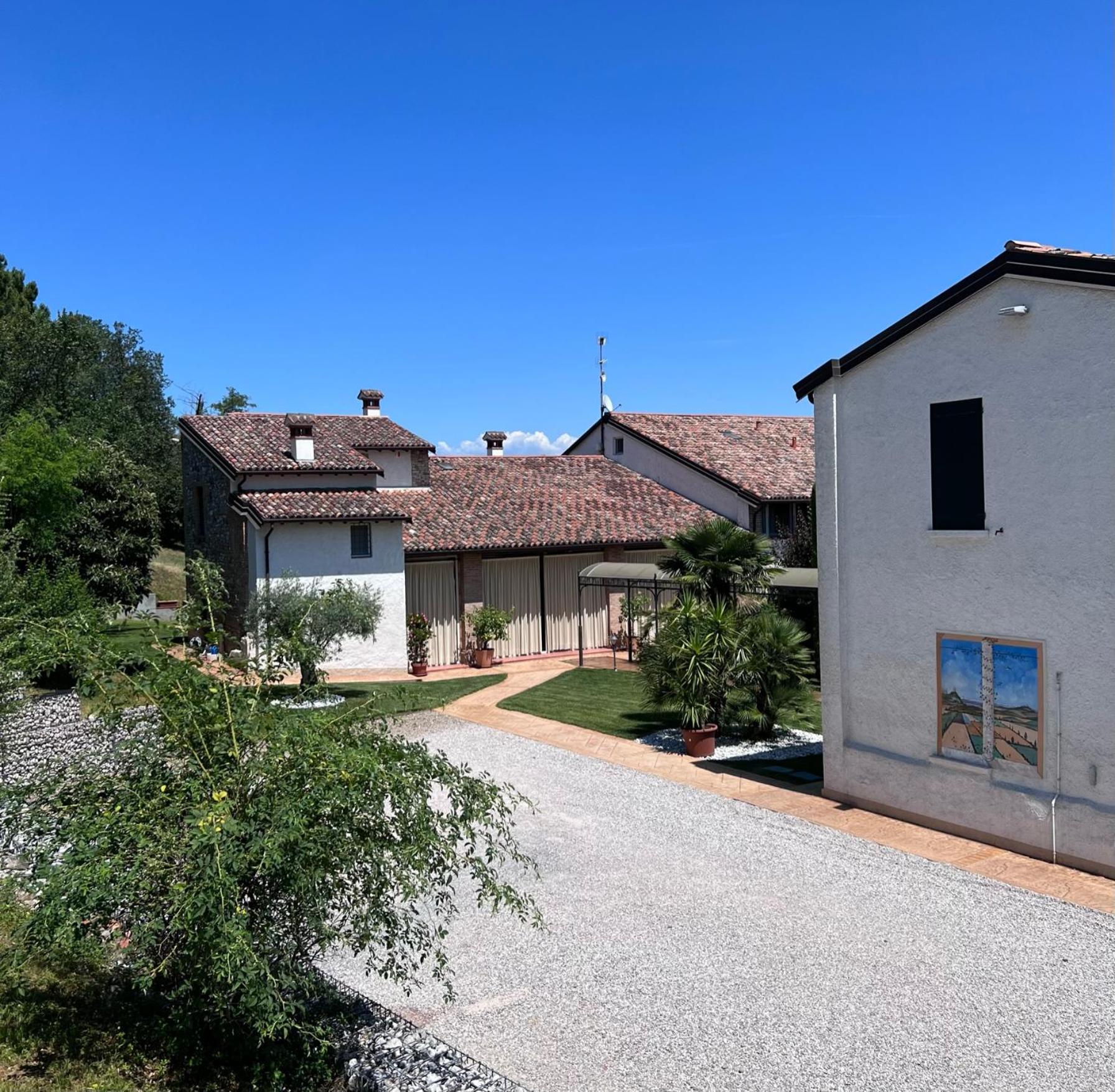 B&B Corte Delle Rose Castiglione Delle Stiviere Dış mekan fotoğraf