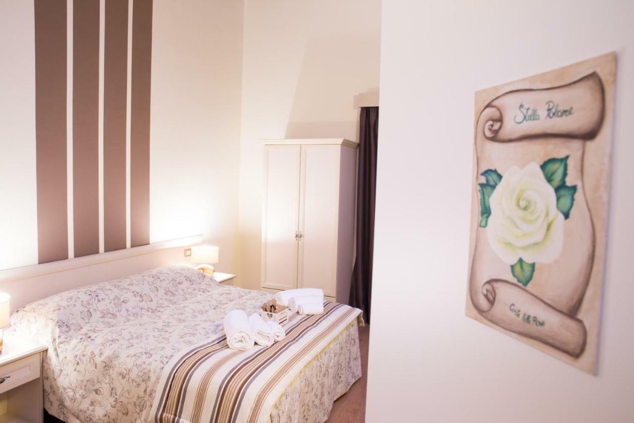 B&B Corte Delle Rose Castiglione Delle Stiviere Dış mekan fotoğraf